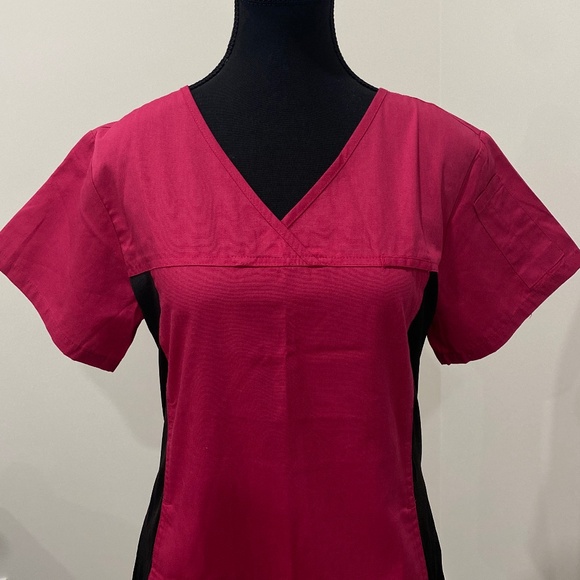 Mobb Pink Scrub Top - Picture 2 of 5
